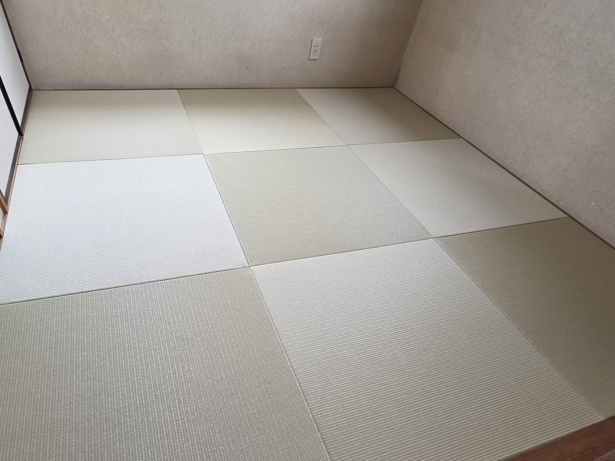 畳新調　ヘリ無し半畳